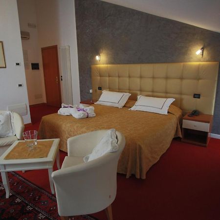 Hotel Roma Читтаделла Экстерьер фото