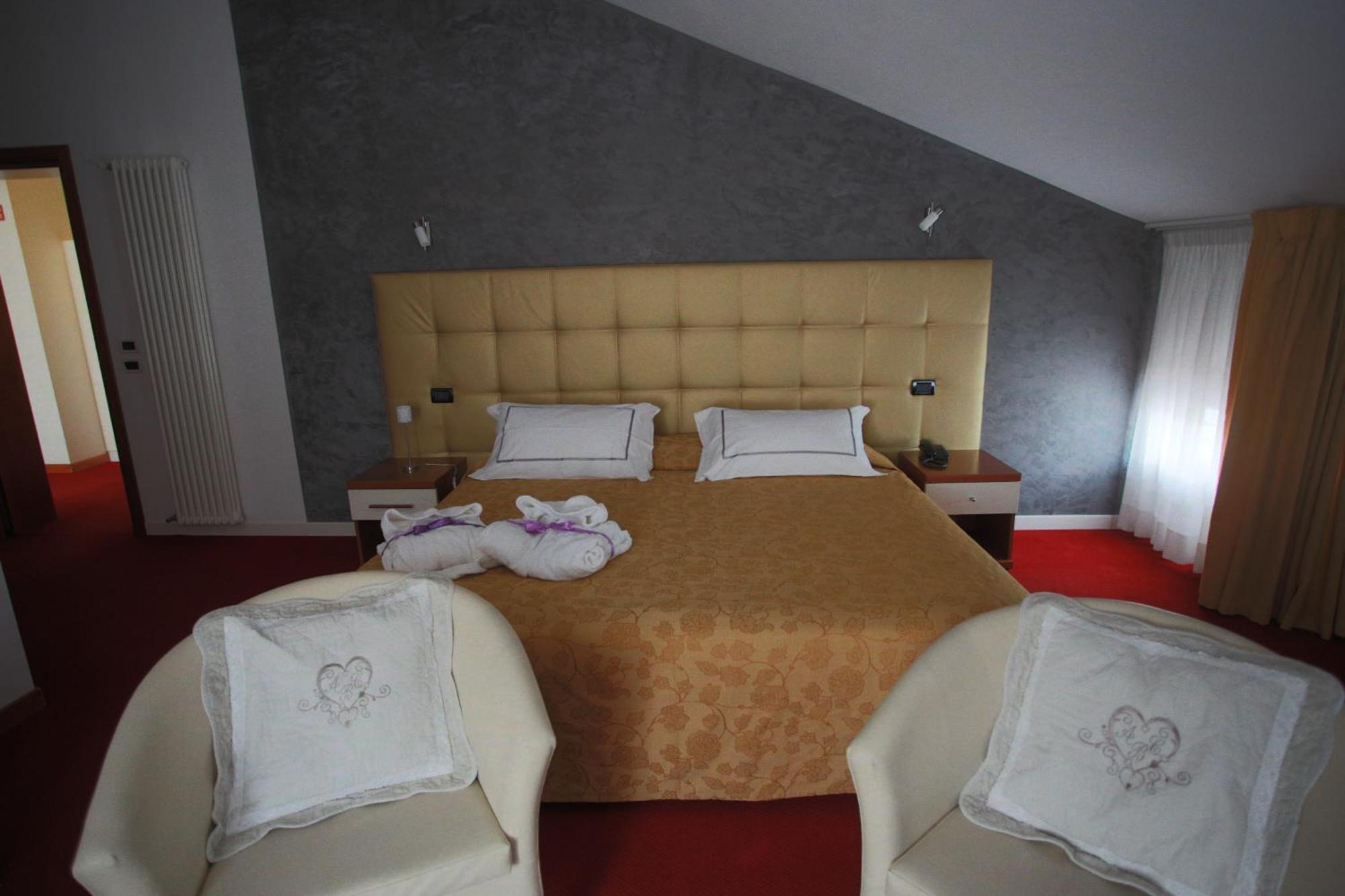 Hotel Roma Читтаделла Экстерьер фото